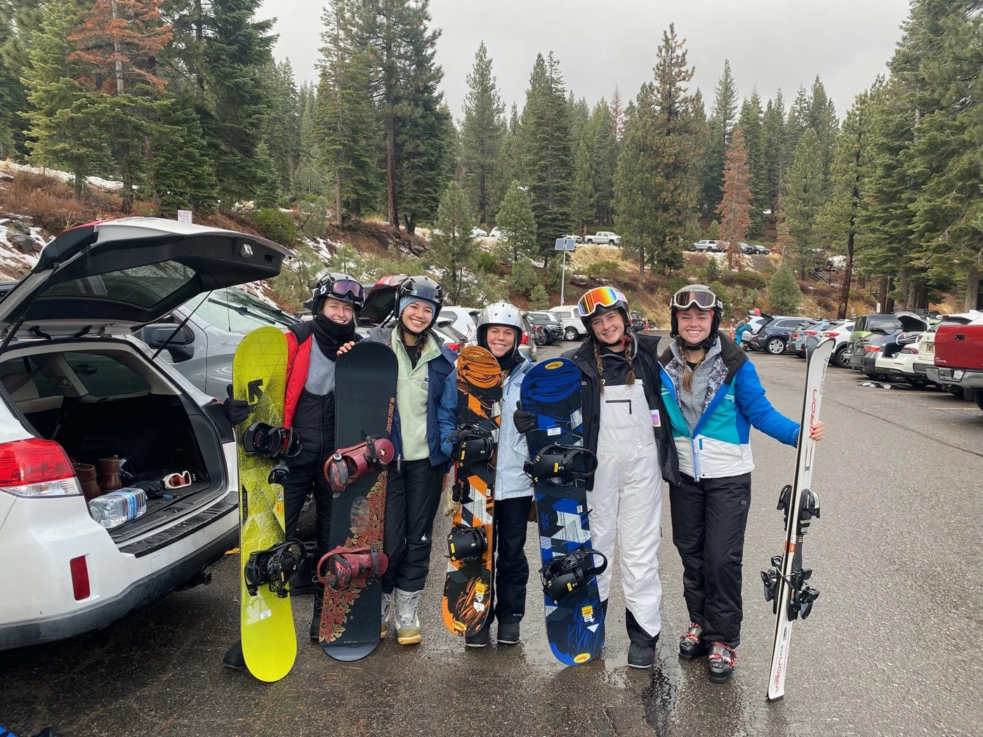 Brothers snowboarding